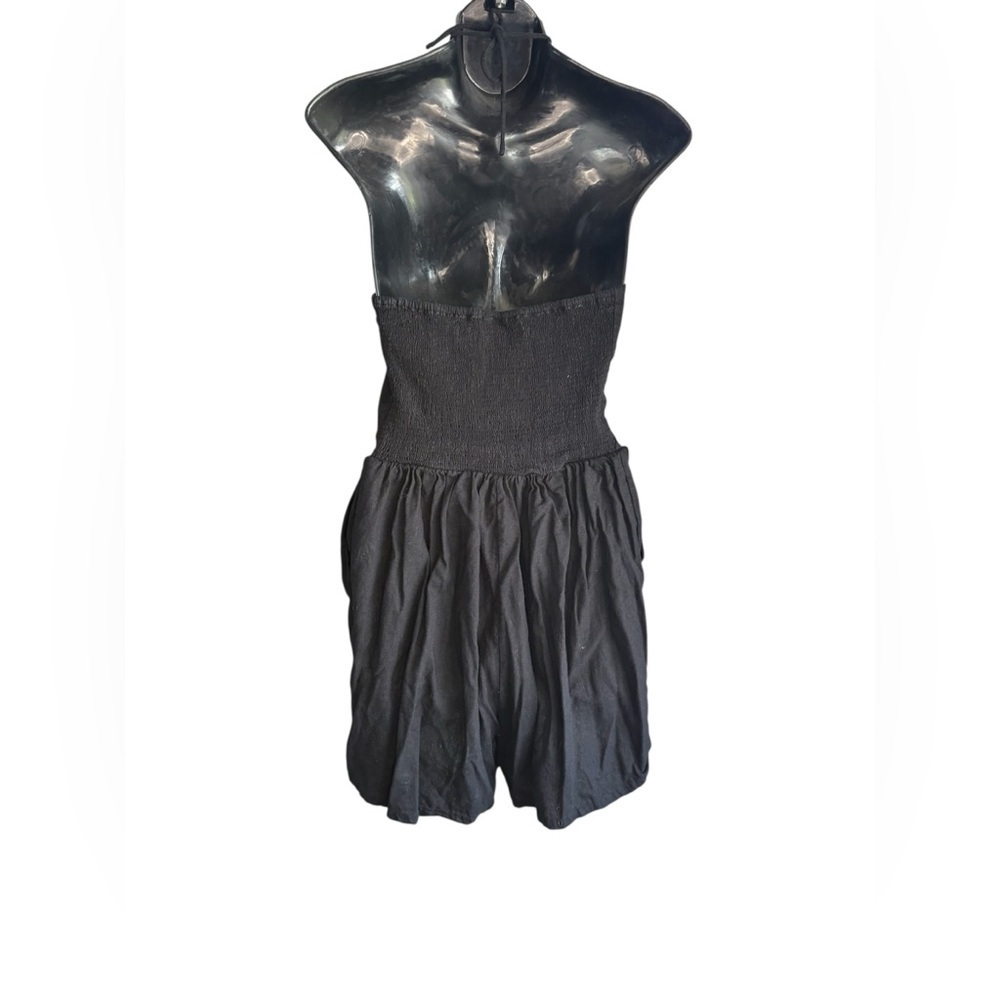 Old Navy Black linen blend O- ring halter Romper Large tall pockets preloved - Picture 7 of 9